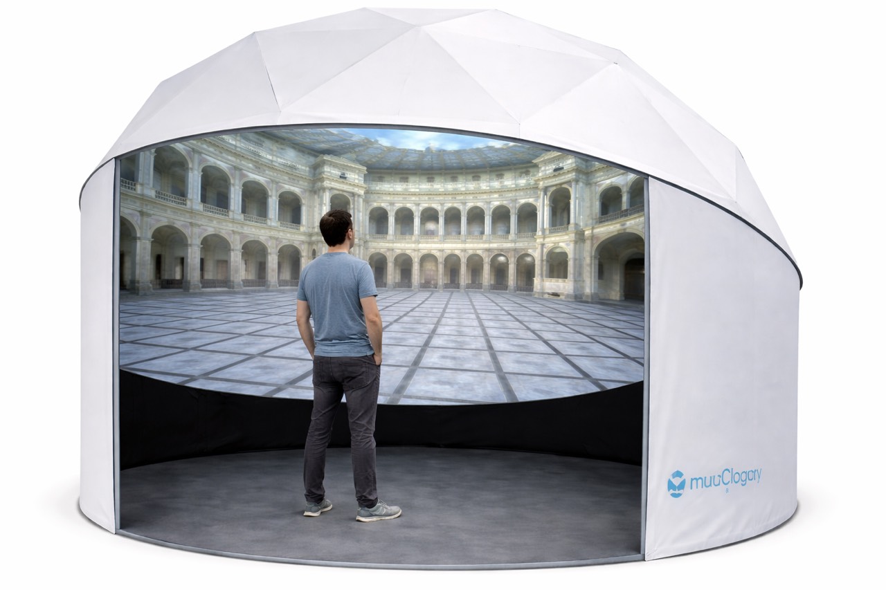 Small SimuDome - sloping dome with simulation space in 360 degree